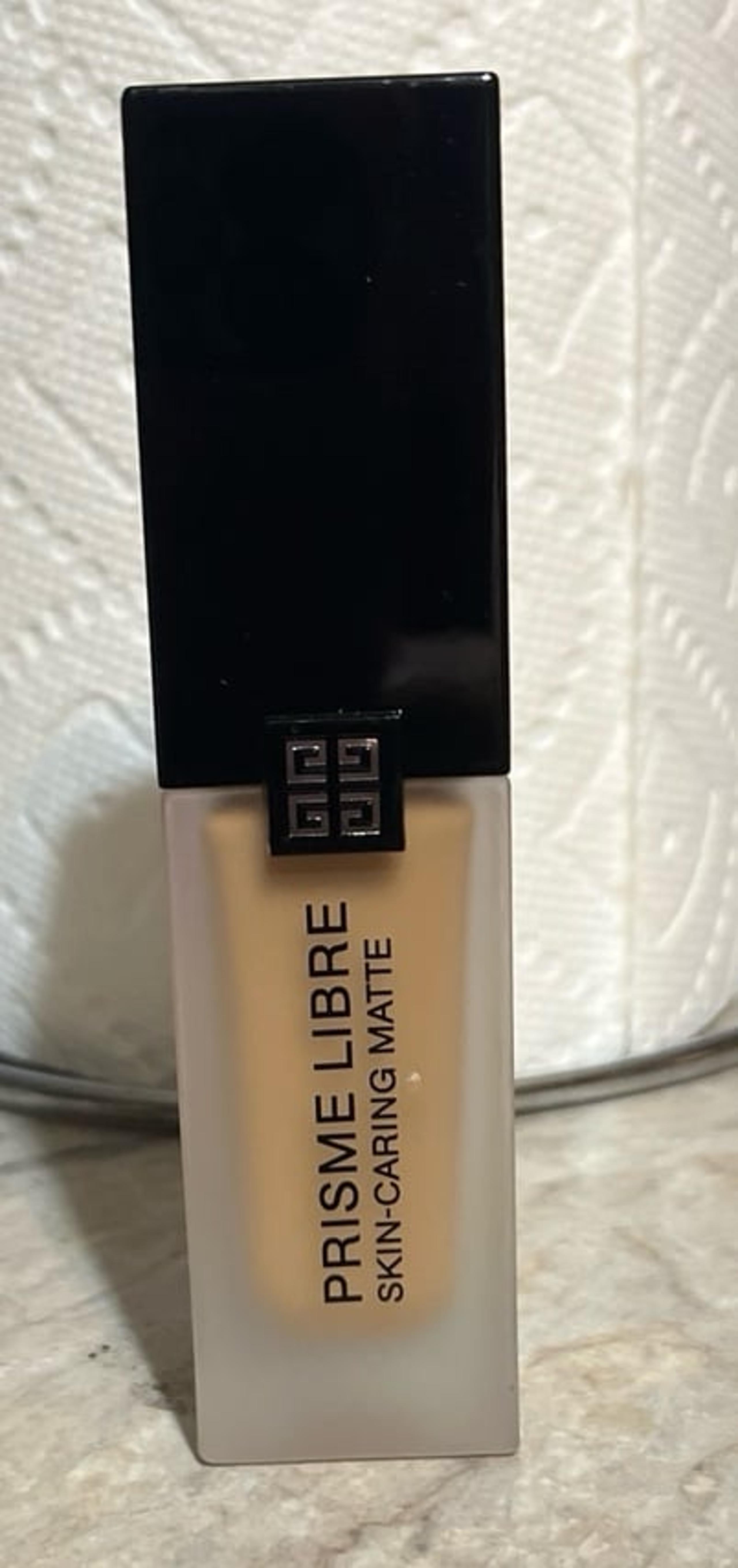 Givenchy Prisme Libre Skin Caring Matte  Foundation Foundation