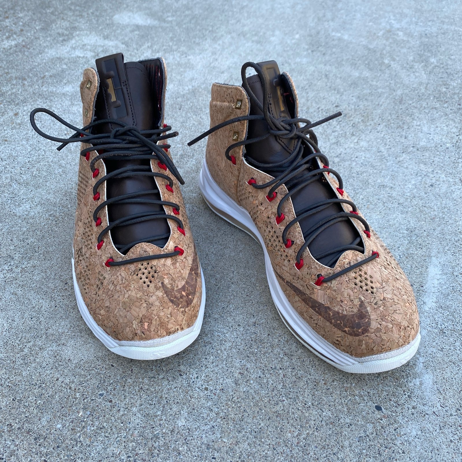 LeBron 10 Ext QS Cork 2014 No Box
