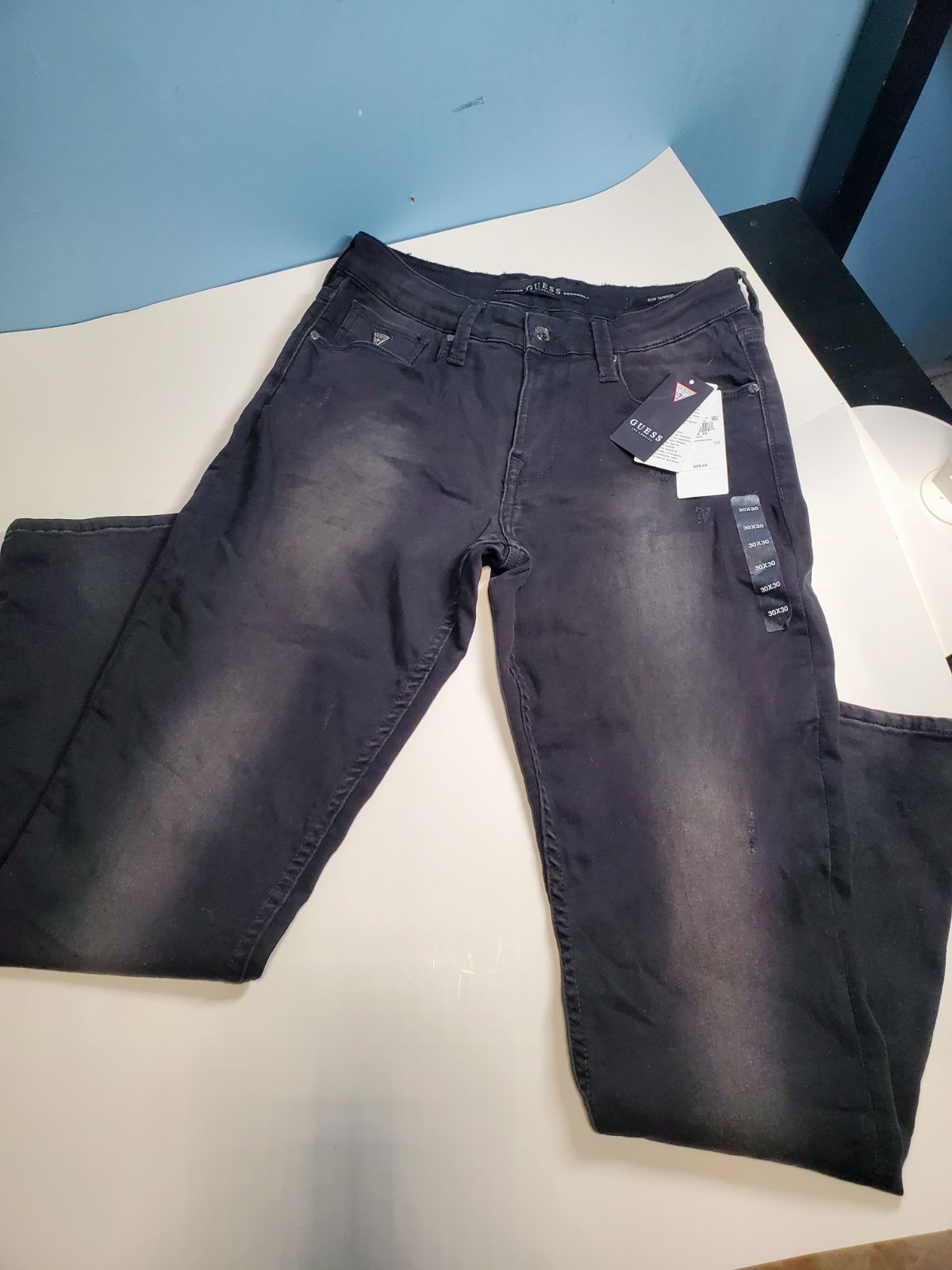 Guess Slim Tapered Mens Jeans Size 30x30 Black