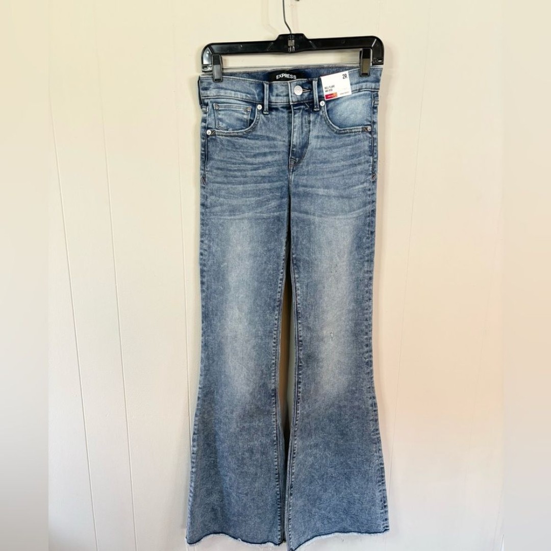 Express bell flare mid rise jeans size 2R new