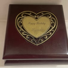 Music box excellent condition song I lov