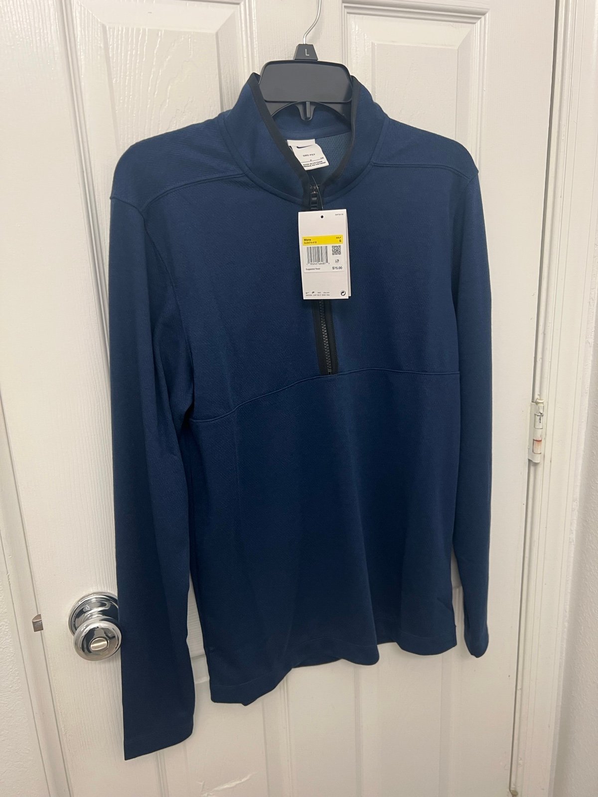 Nike men’s dri-fit victory half zip golf top ,size S new