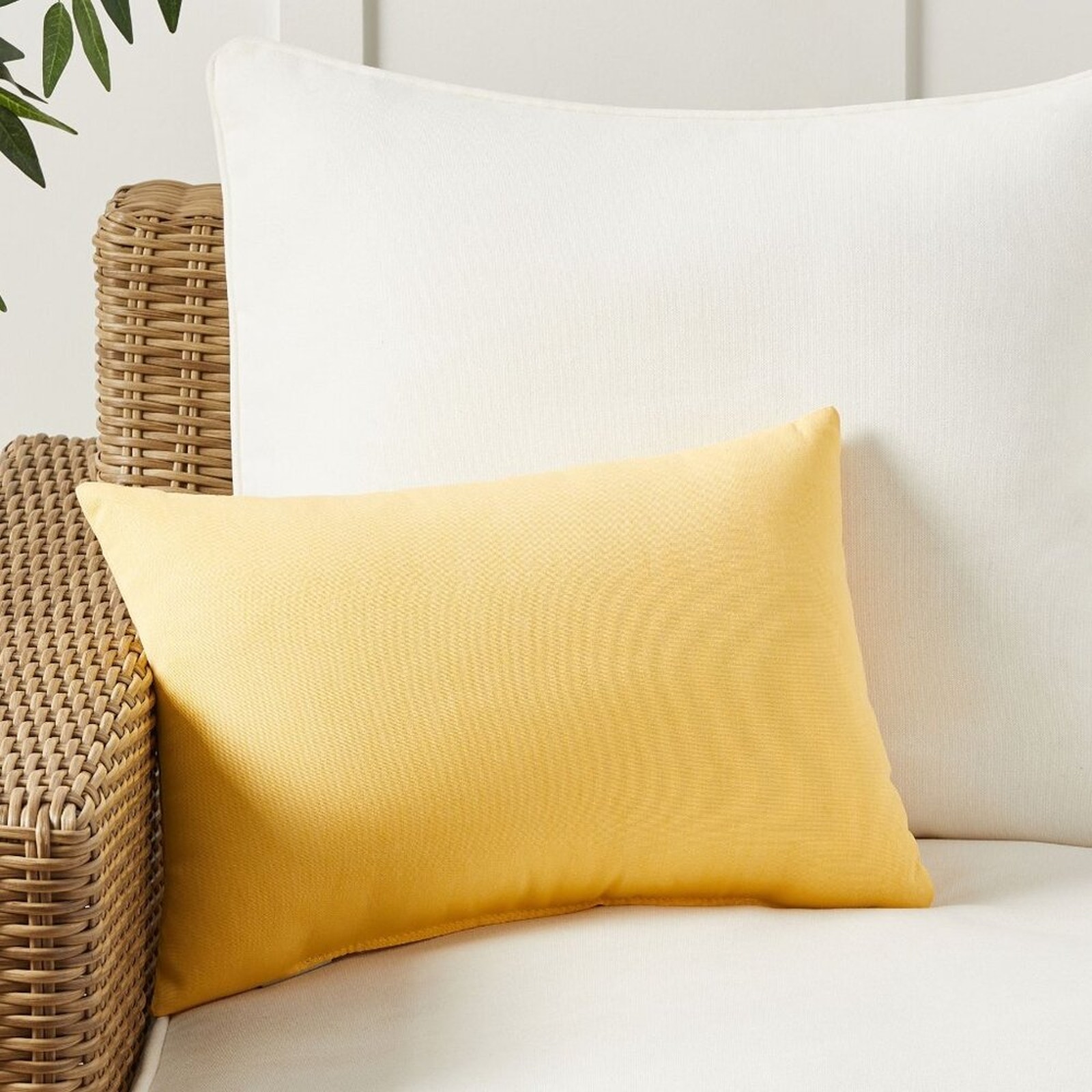 Pottery Barn x Sunbrella Buttercup Yellow Solid Outdoor Pillow 14 x 20 NEW