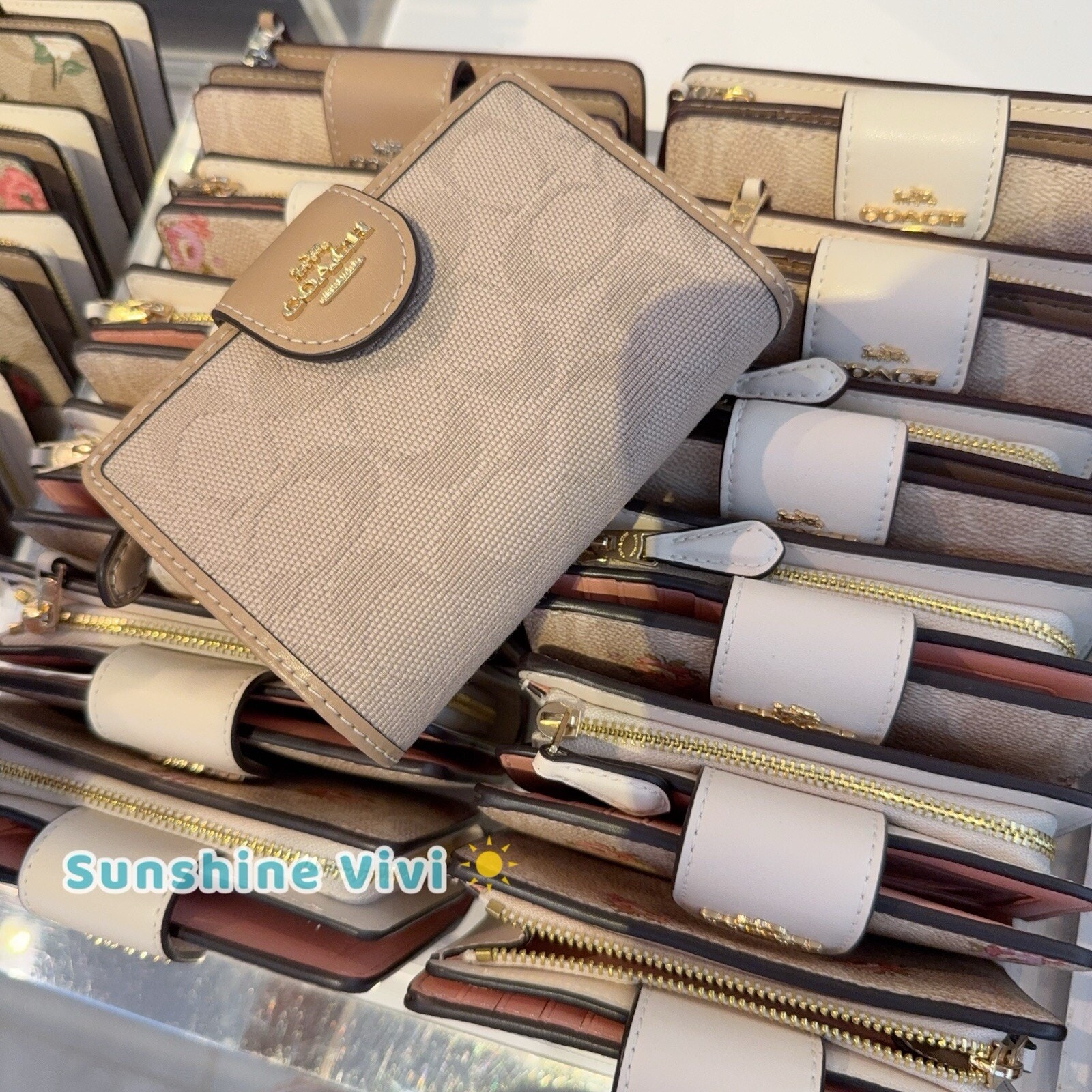 NWT Coach Medium Corner Zip Wallet With Signature Canvas CAO98 Im/Dark Natural
