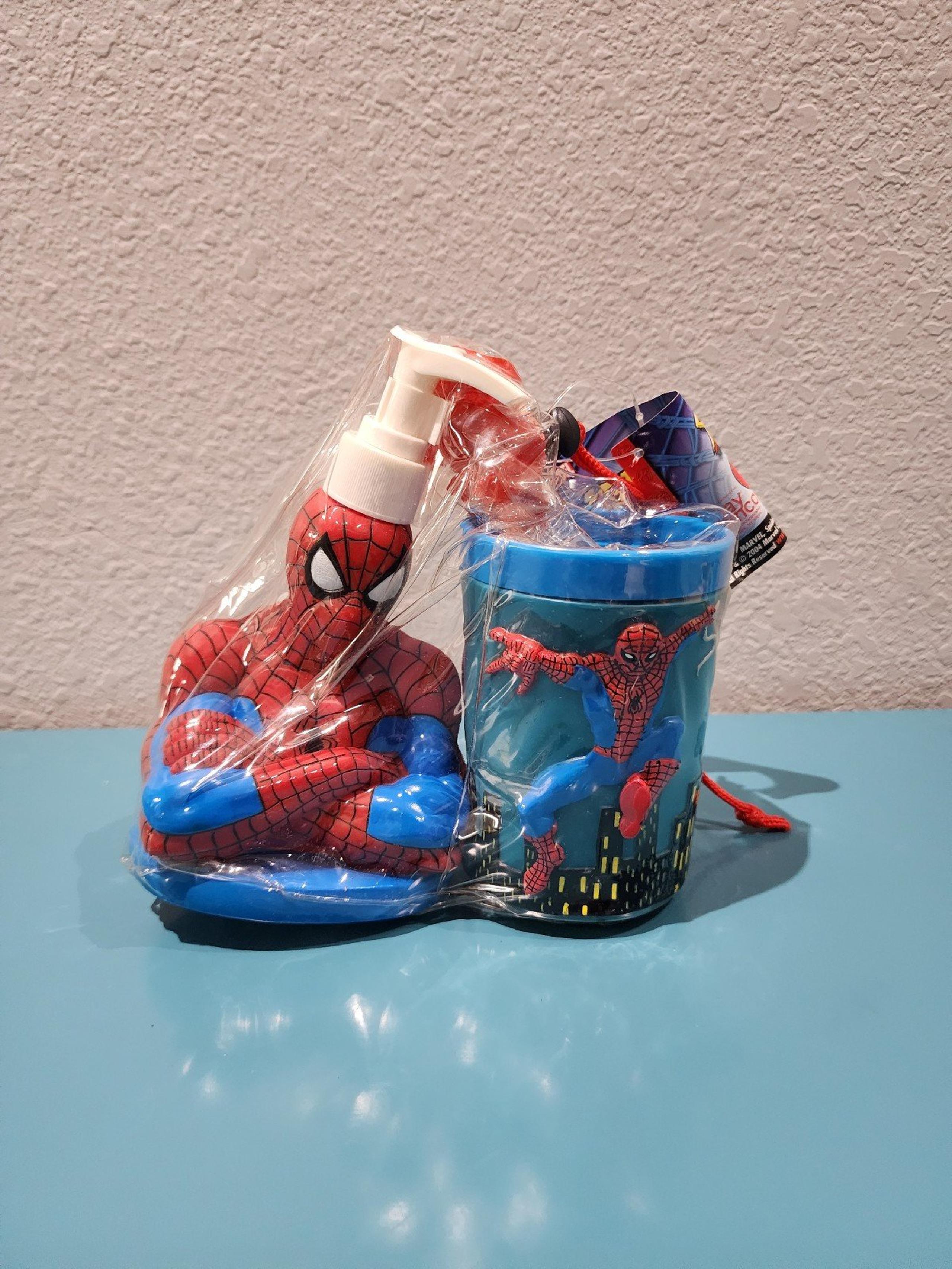 2004 NOS SPIDERMAN BATH SET
