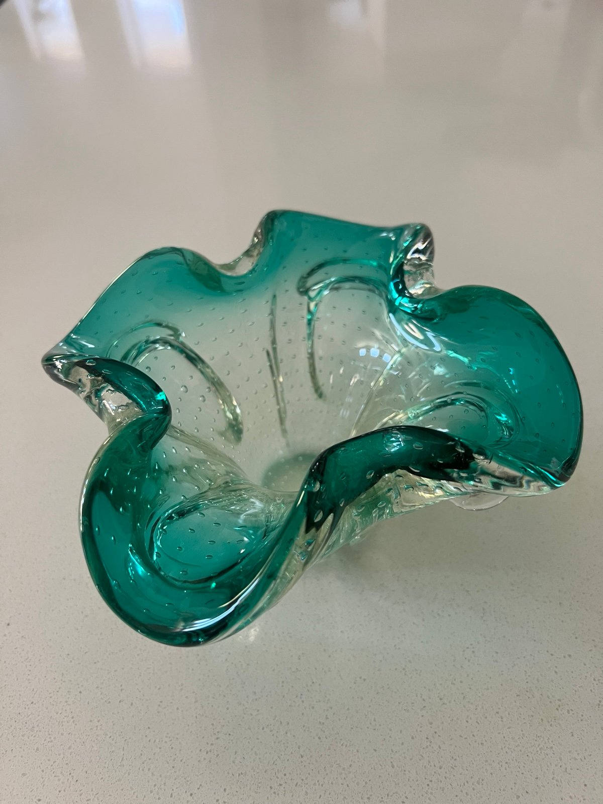 Vtg Murano Art Glass Bowl Green Flower Form Petals Controlled Bubbles Bullicante