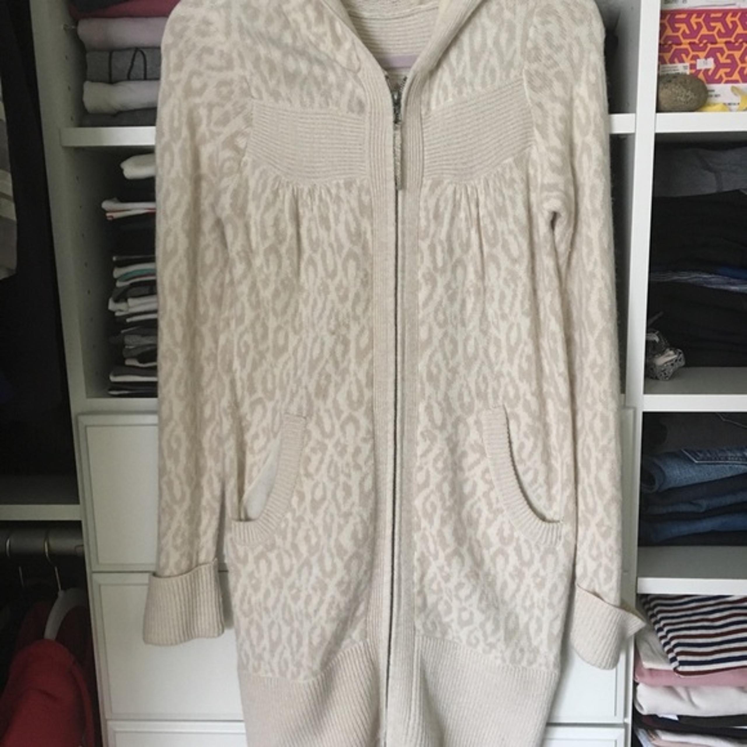 Rebecca Taylor Animal Print Hooded Sweater Jacket with Pockets Size: Small