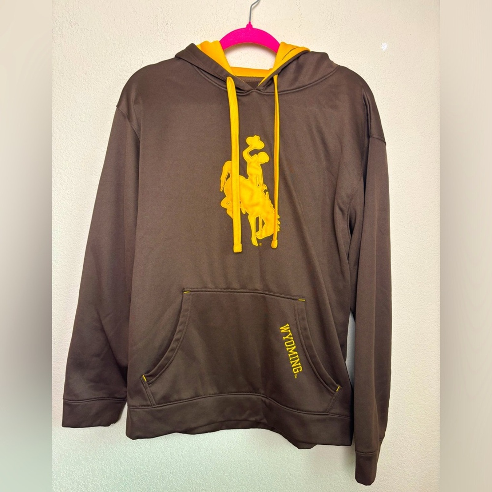 University of Wyoming Cowboys Brown Fleece Lined Embroidered Logo Hoodie M