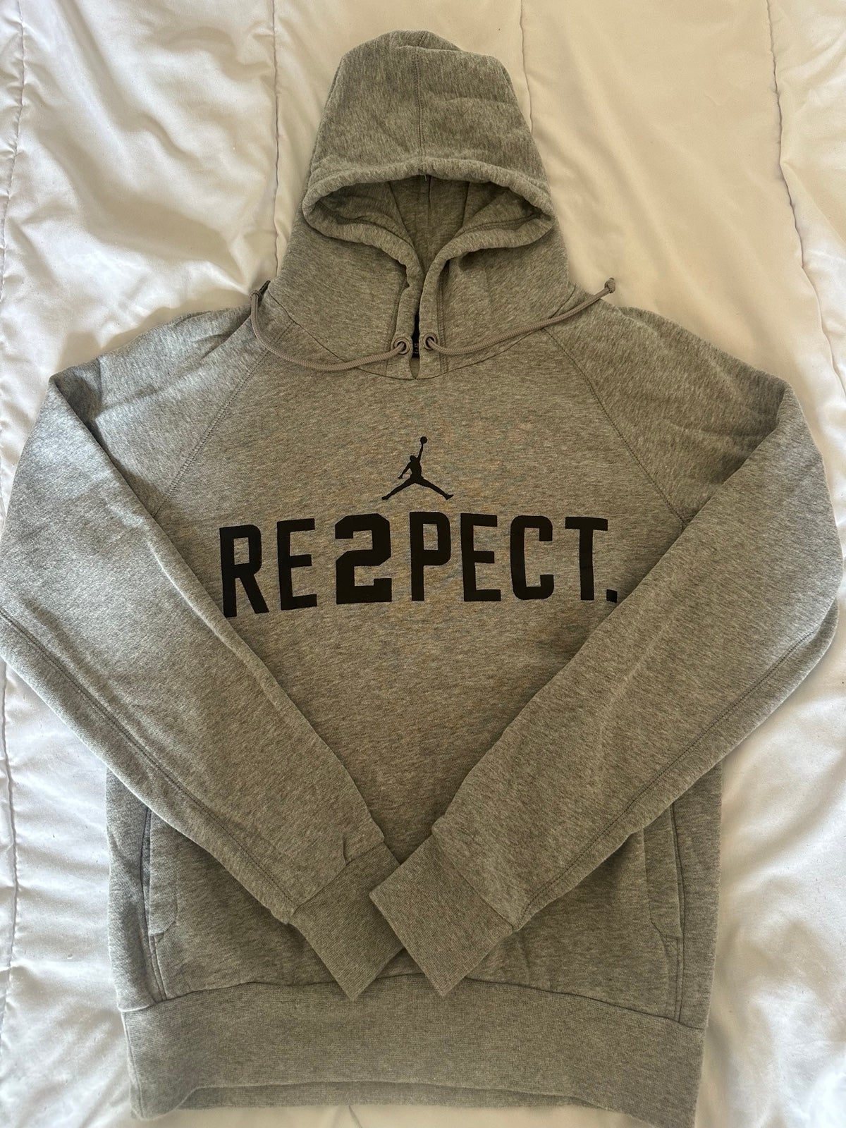 XS Gray Jordan Jeter RE2PECT Pullover Hoodie
