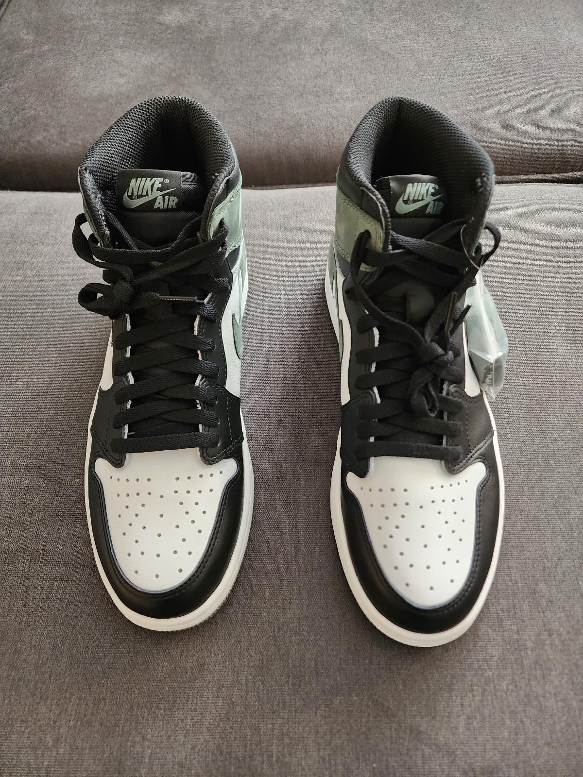 Jordan 1 clay green promo