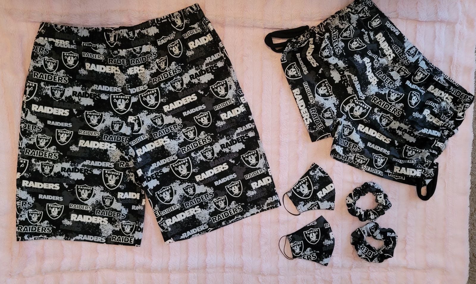 NFL raiders couple short set