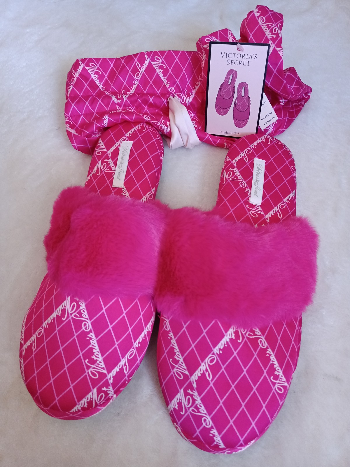 Victoria's secret Slippers **NWT**