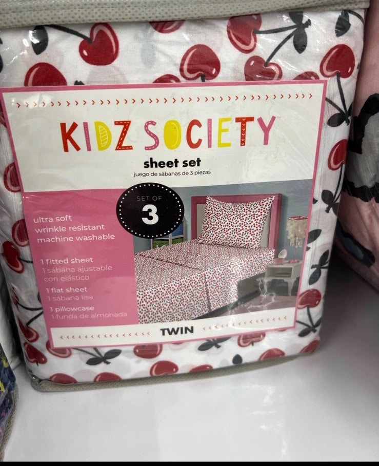 Super Cute CHERRY Bed Sheet Set Twin