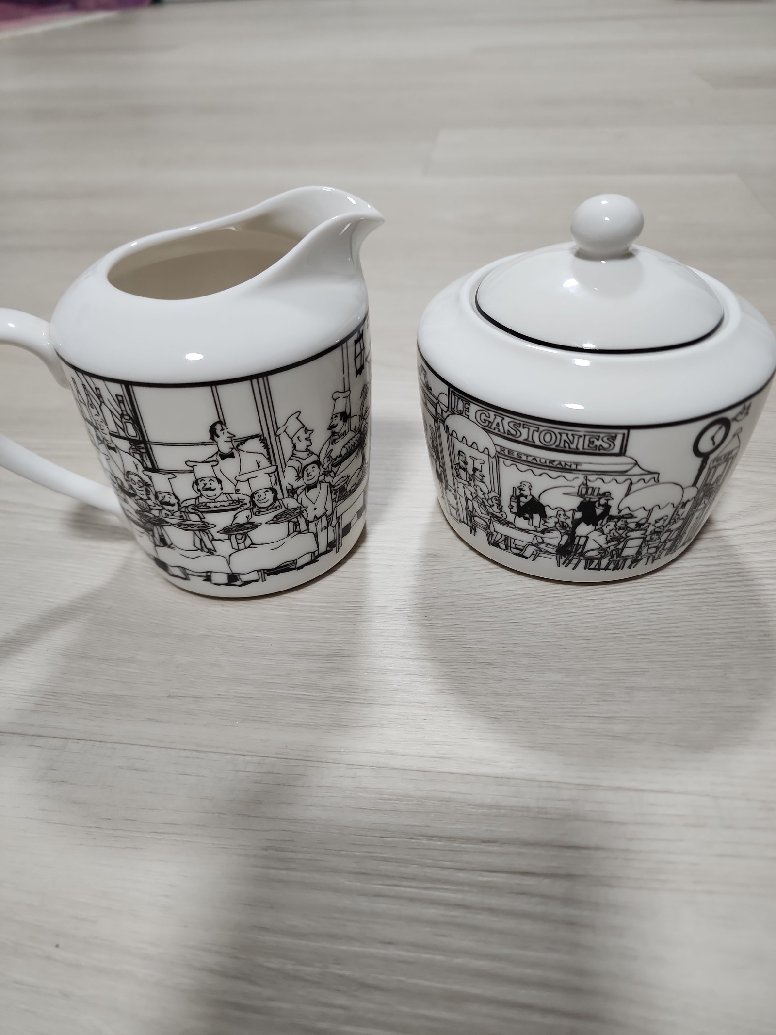 Noritake Epoch LE RESTAURANT SUGAR and CREAMER SET French Bistro Black &White
