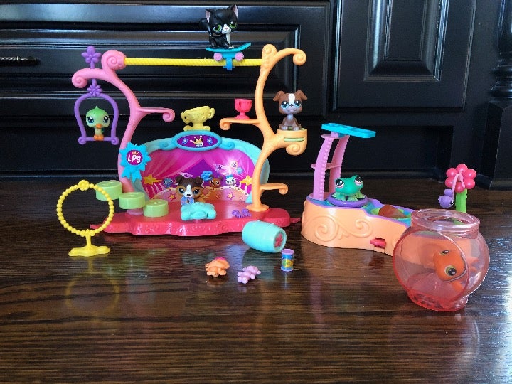 Littlest PetShop Park & Show Set