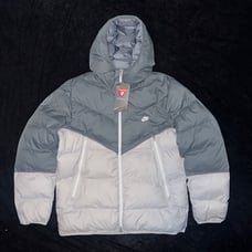 BRAND NEW Nike StormFit Jacket