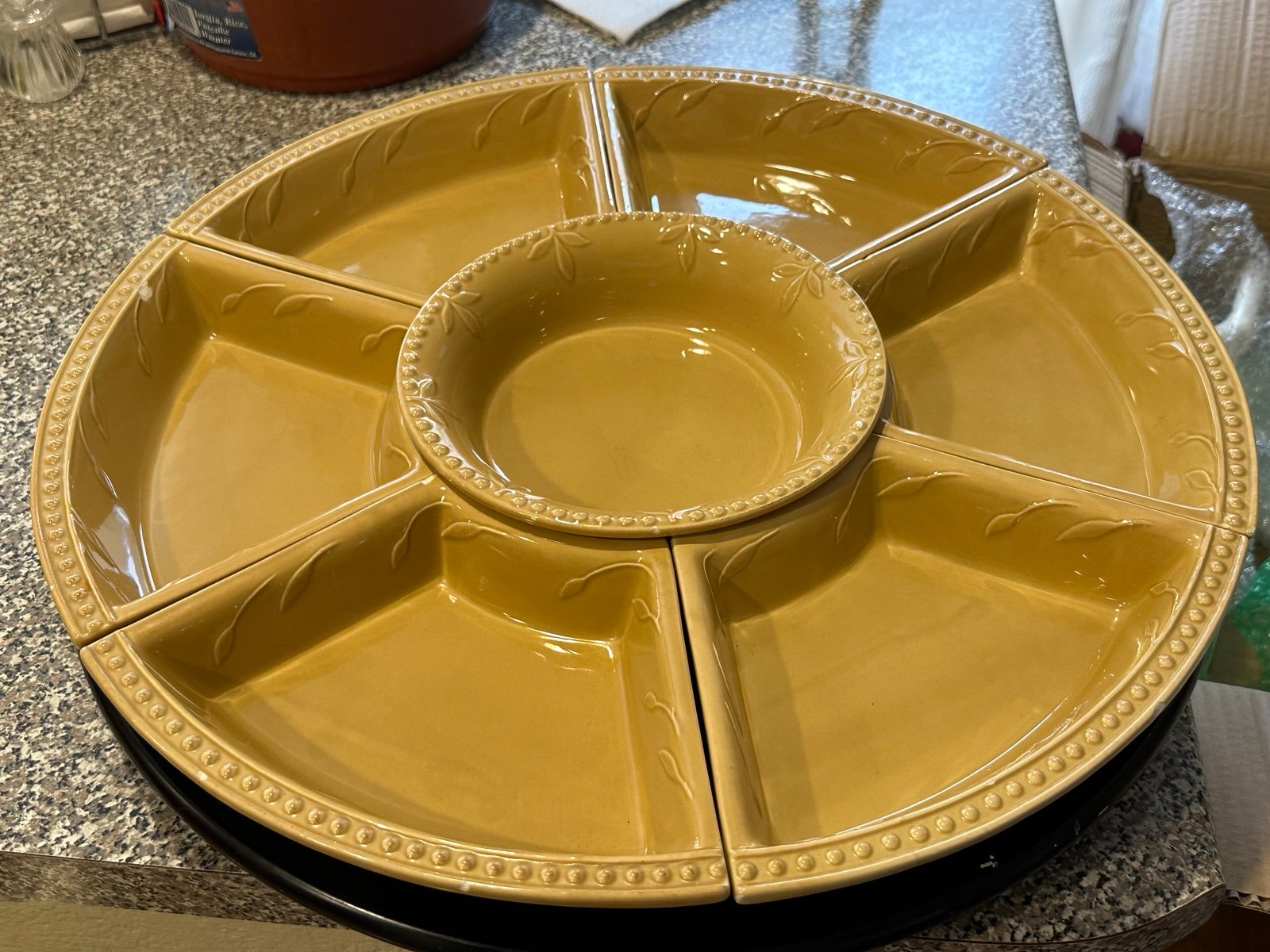 Signature serving plate