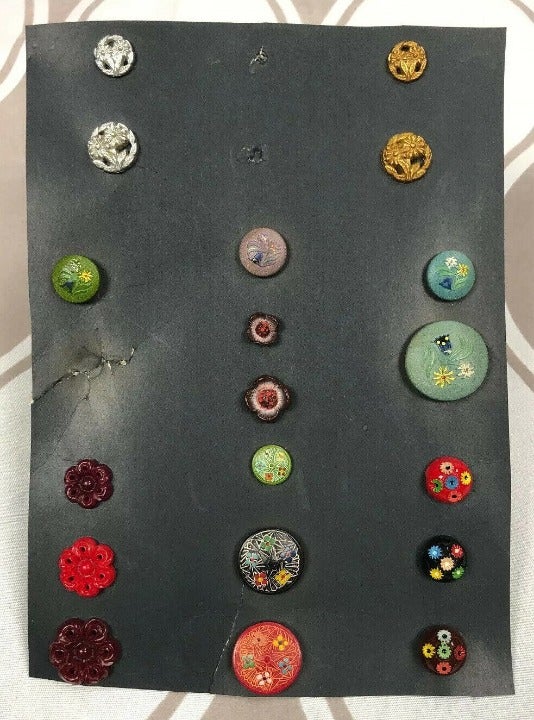 Antique Vintage Button Sets 19 Pcs