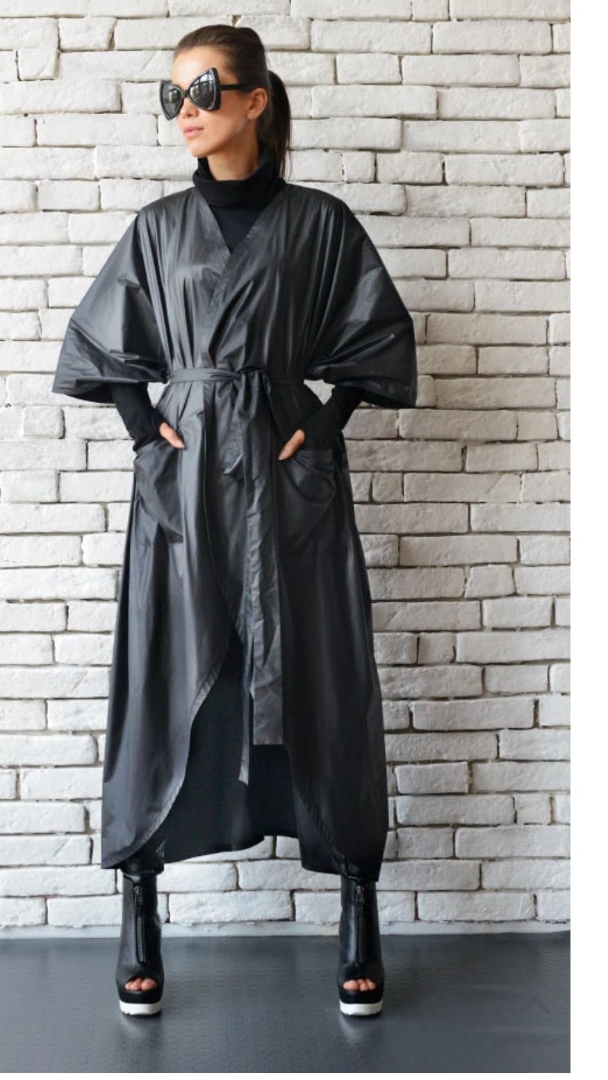 extravagant black robe coat