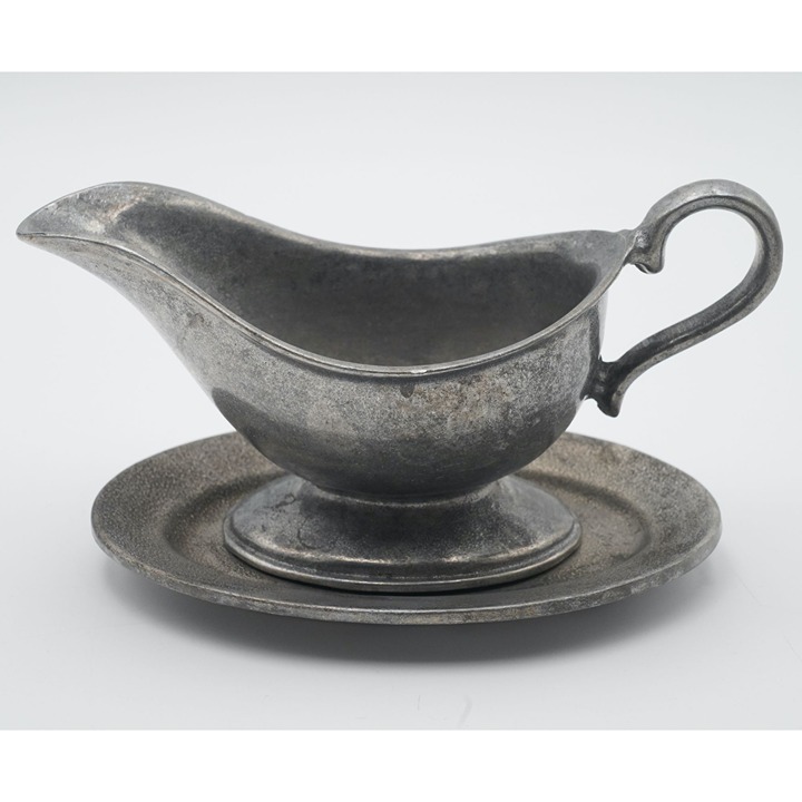 Vintage Wilton Armetale Plough Tavern Pewter Gravy Boat with Underplate