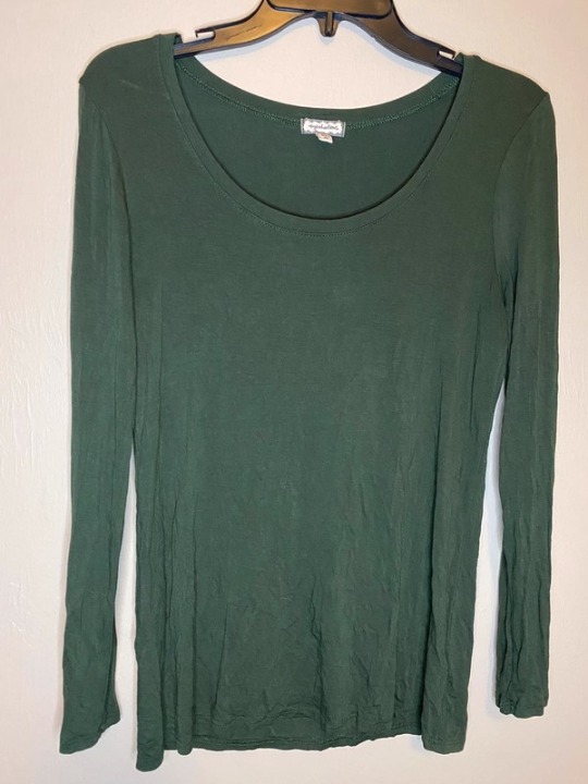 Green long sleeve shirt