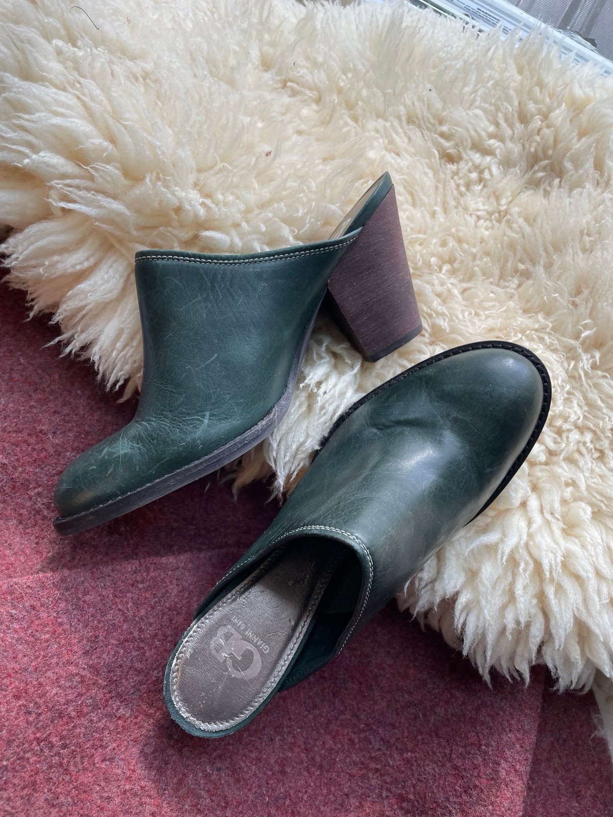 Gianni Bini Green Leather Women's Mules size 9.5