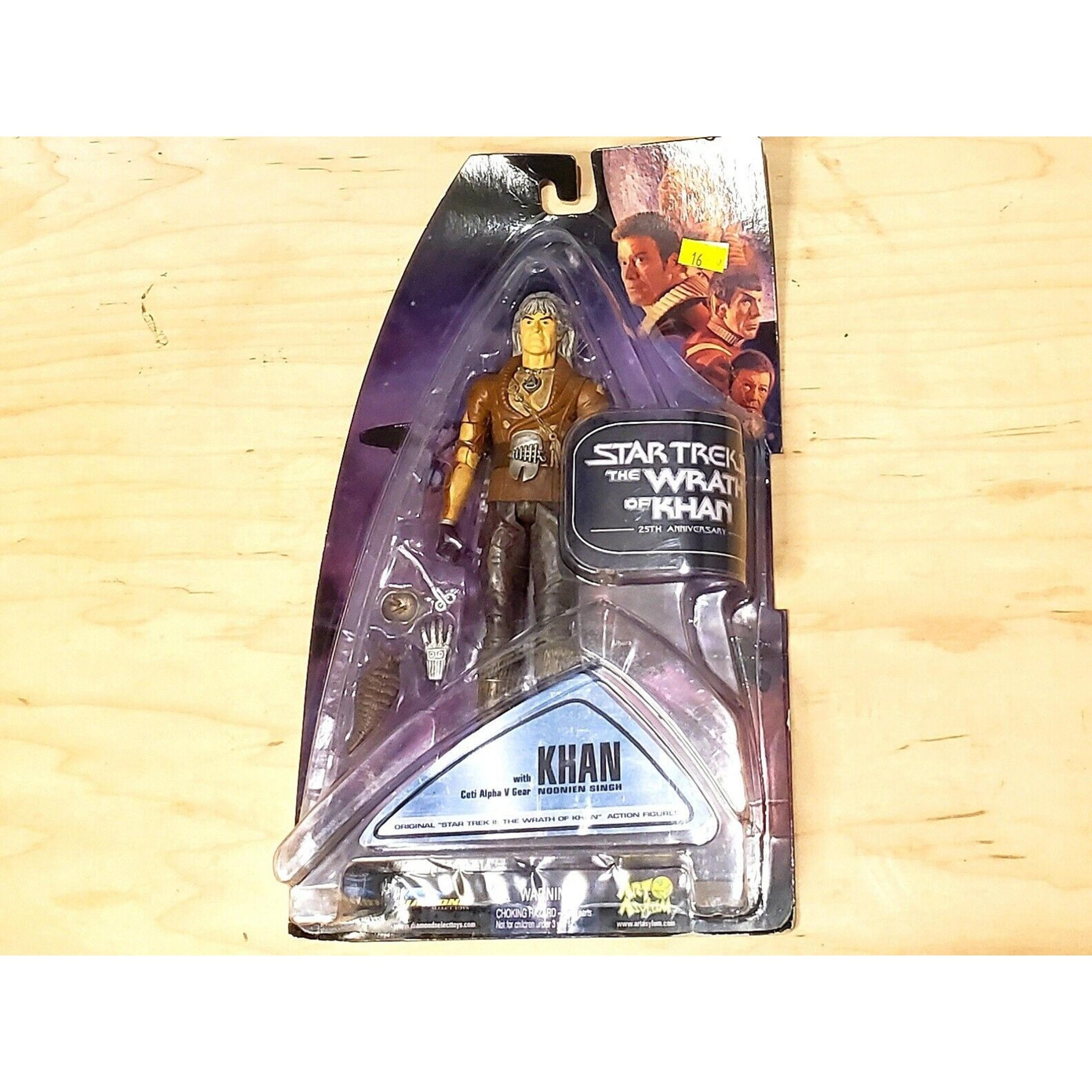 Star Trek II Wrath Of Kahn - Kahn Noonien Singh figure by Diamond Select
