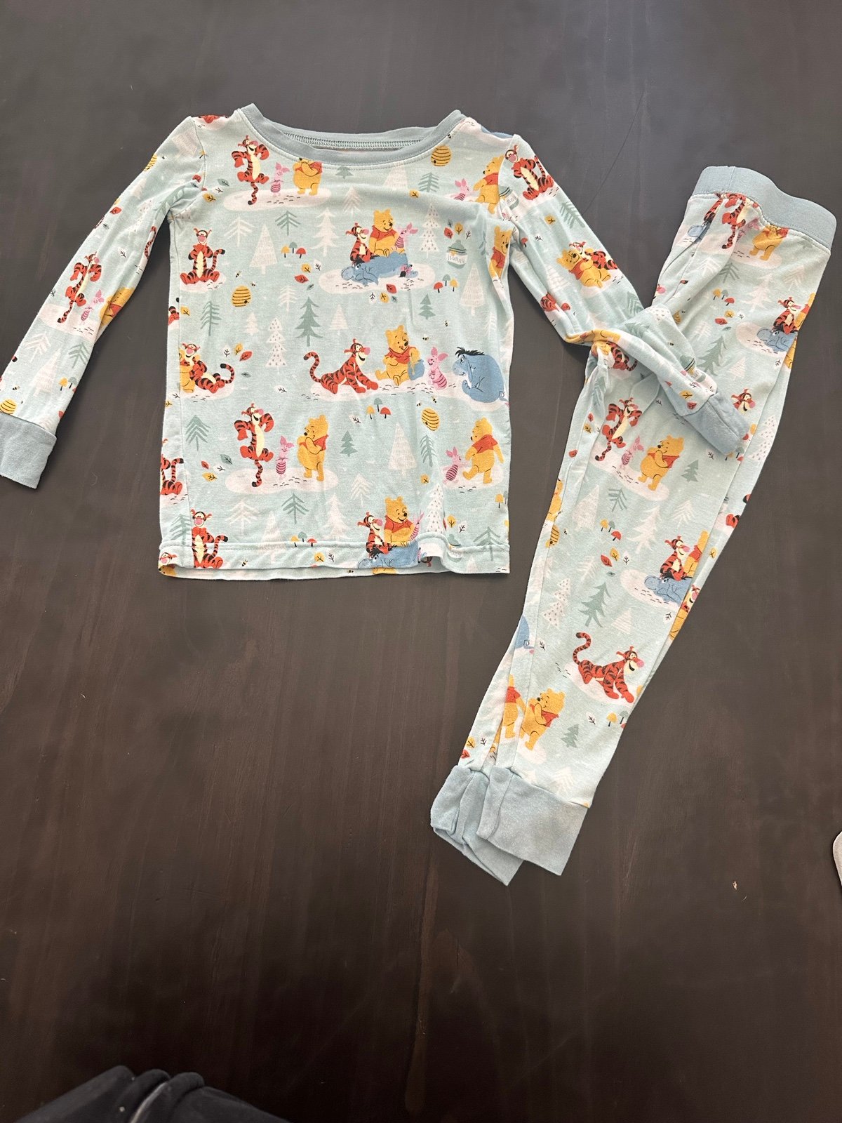 18-24m VGUC Little sleepies pooh bamboo Pajama set