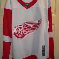 Detroit Redwings Adidas Hockey jersey 46