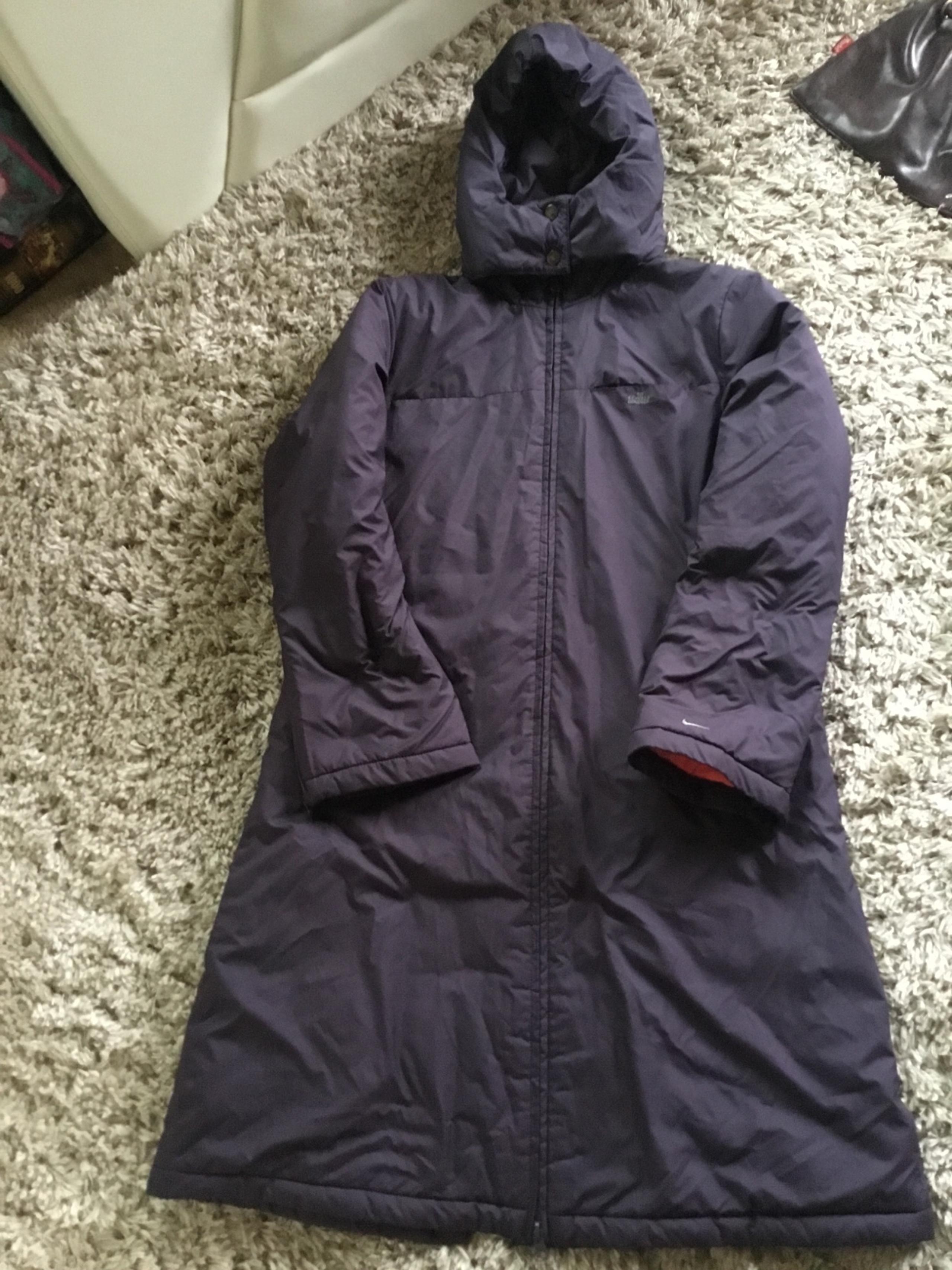 Nike parka size medium