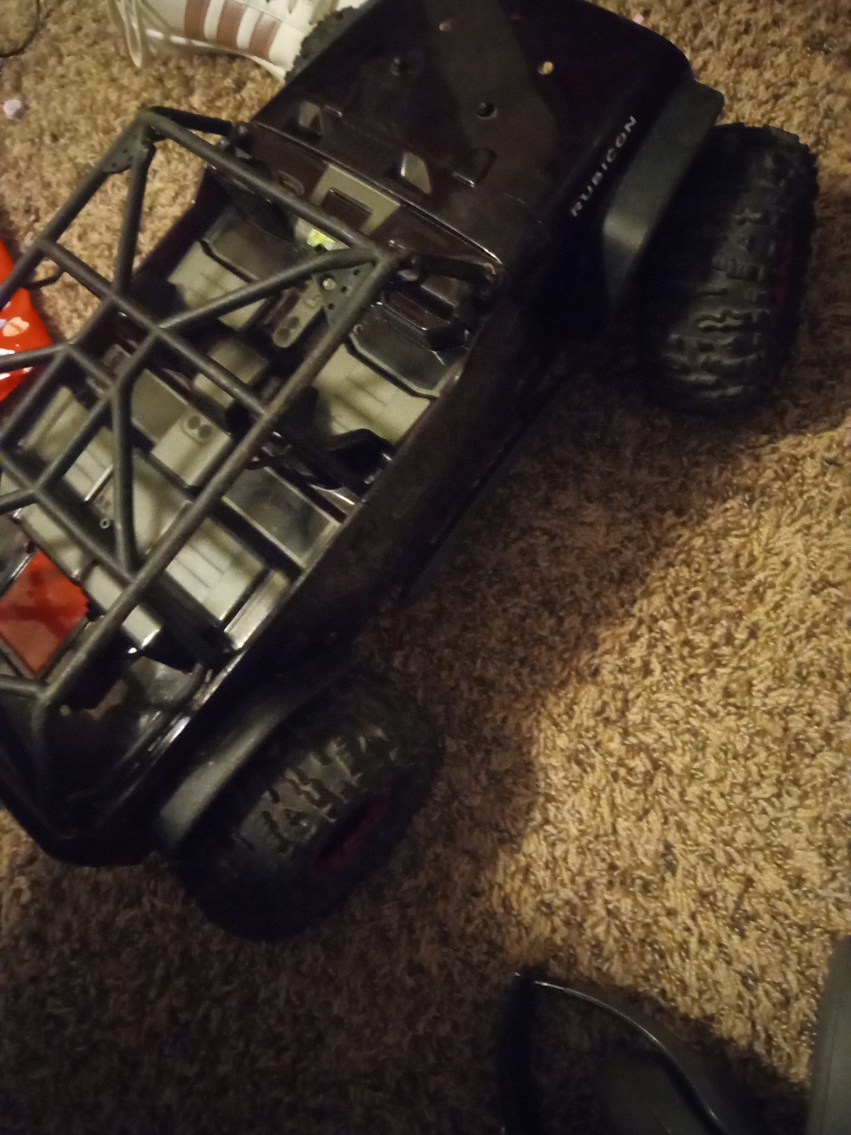 ELECTRIC RC ROCK CRAWLER TRUCK