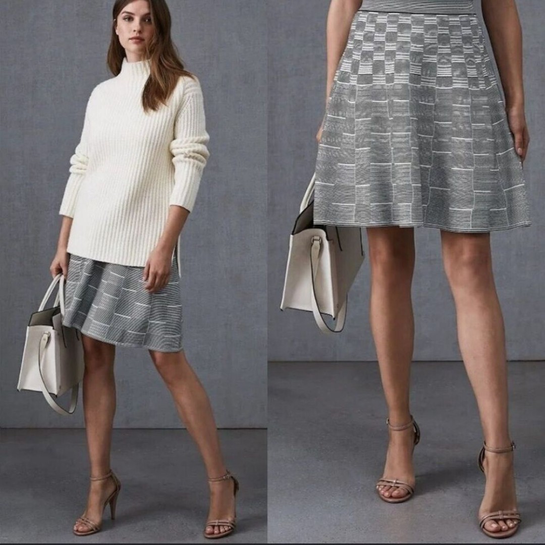 NWOT Reiss Viscose Nylon blend Knit Printed Geometric Skirt S