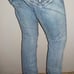 ROCK REVIVAL MS SIZE 29 MEDIUM WASH AUDRINA MID-RISE CURVY CAPRI DENIM JEANS