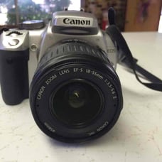 Canon EOS Digital Rebel XTI 12MP