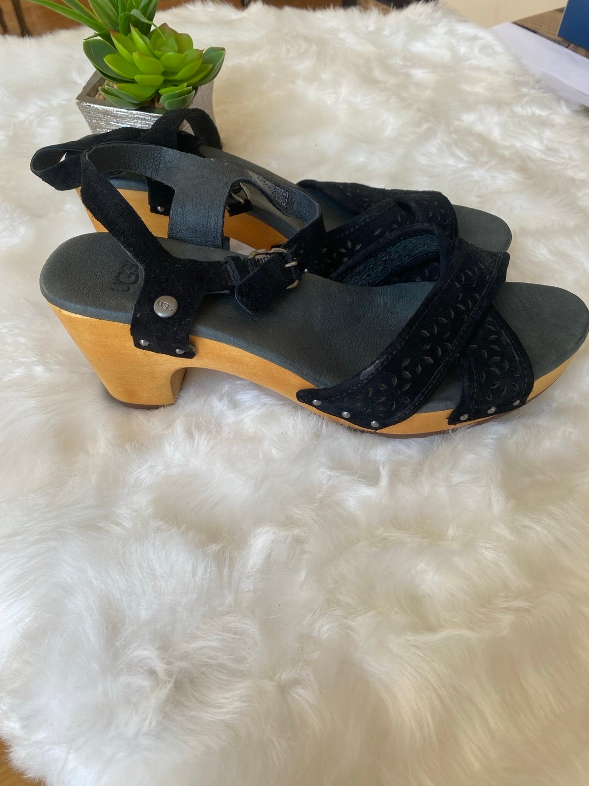 UGG wooden sandals