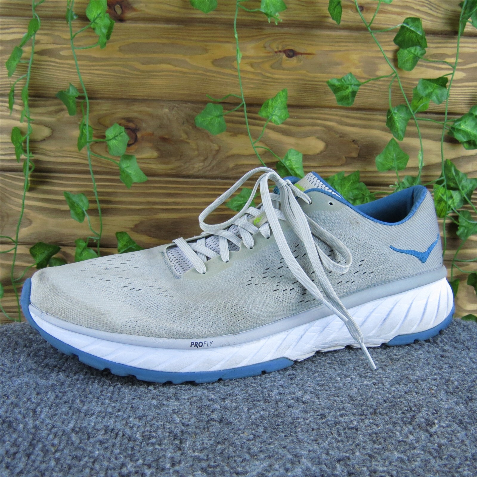 Hoka Men's Cavu 2 Sneaker Gray Fabric Size 13 Medium Used 2025