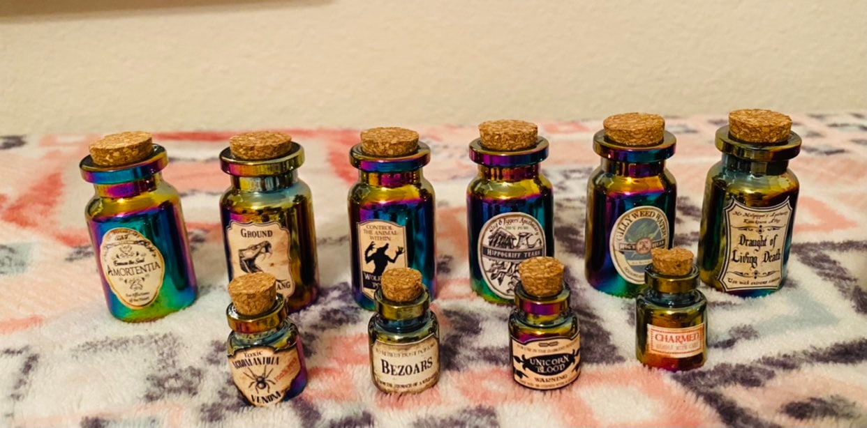 10 Piece Harry Potter Multicolor Potion Bottles
