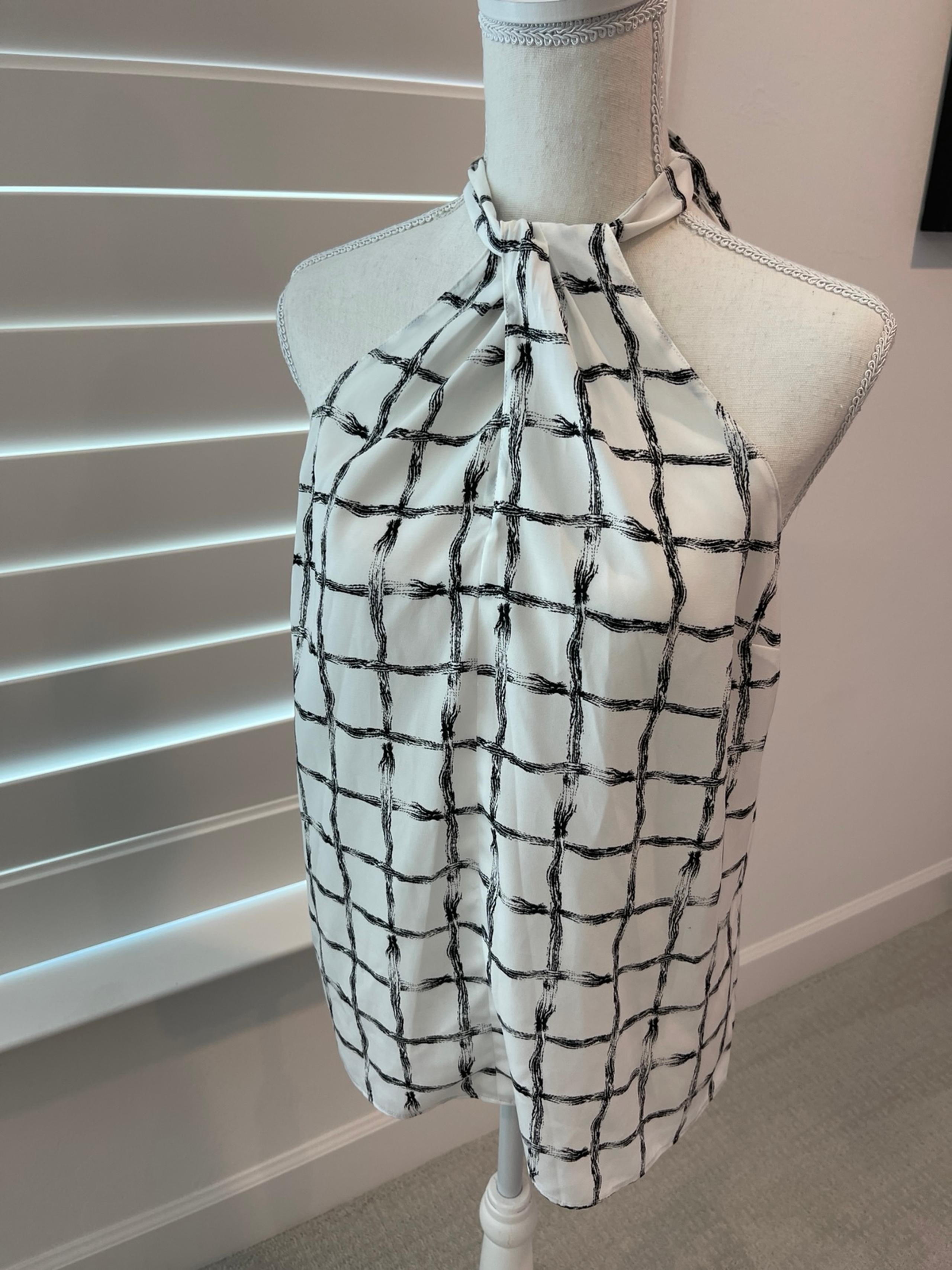 Hawthorn halter top white & black size s