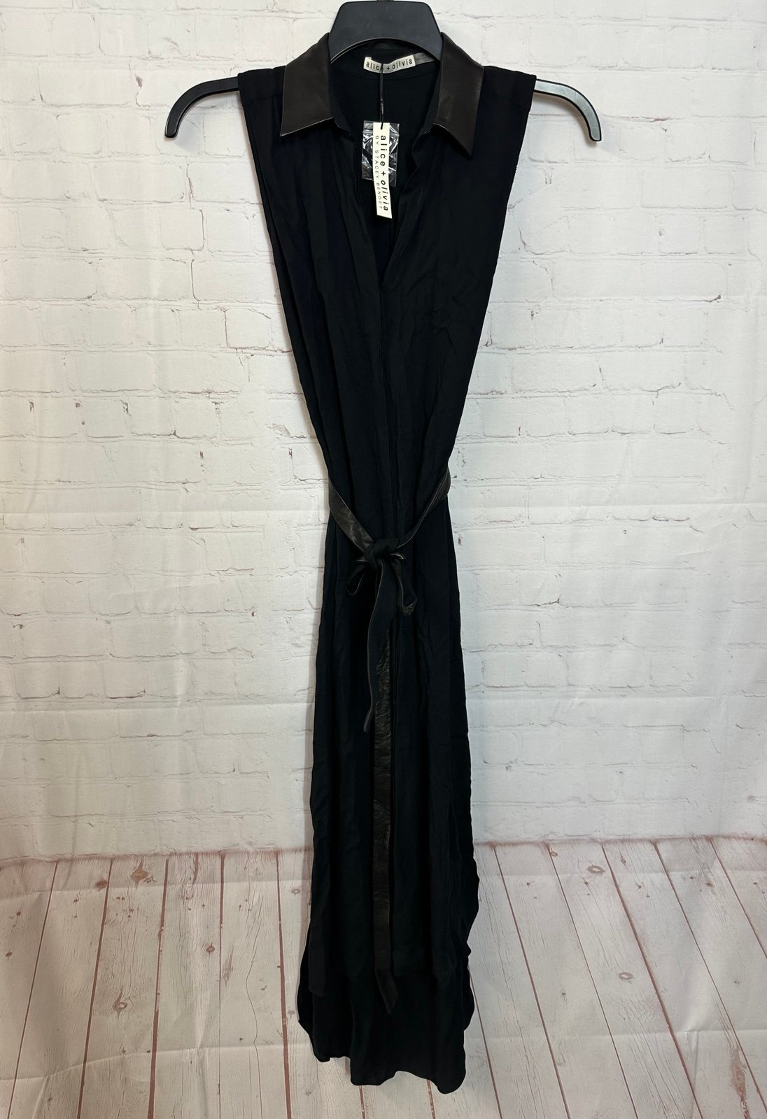 Alice and Olivia Dress XS NWT