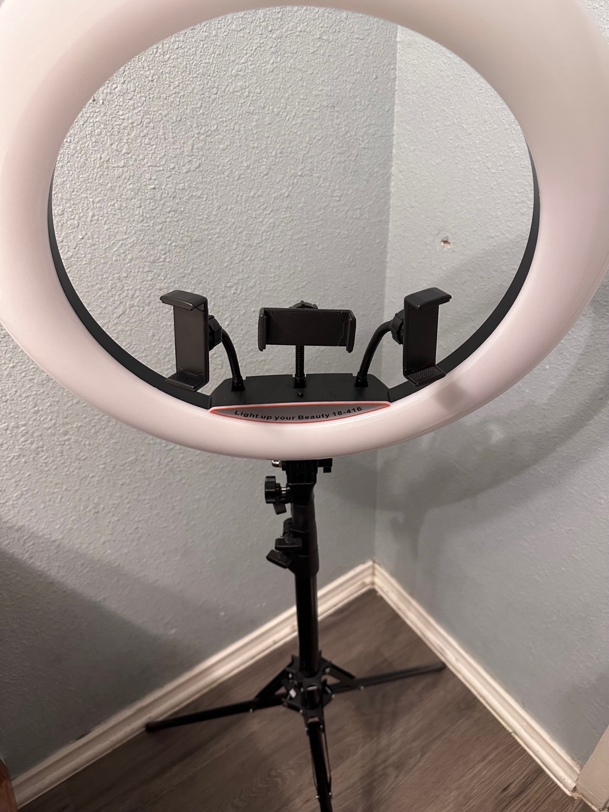 18” Ring Light with Tripod Stand