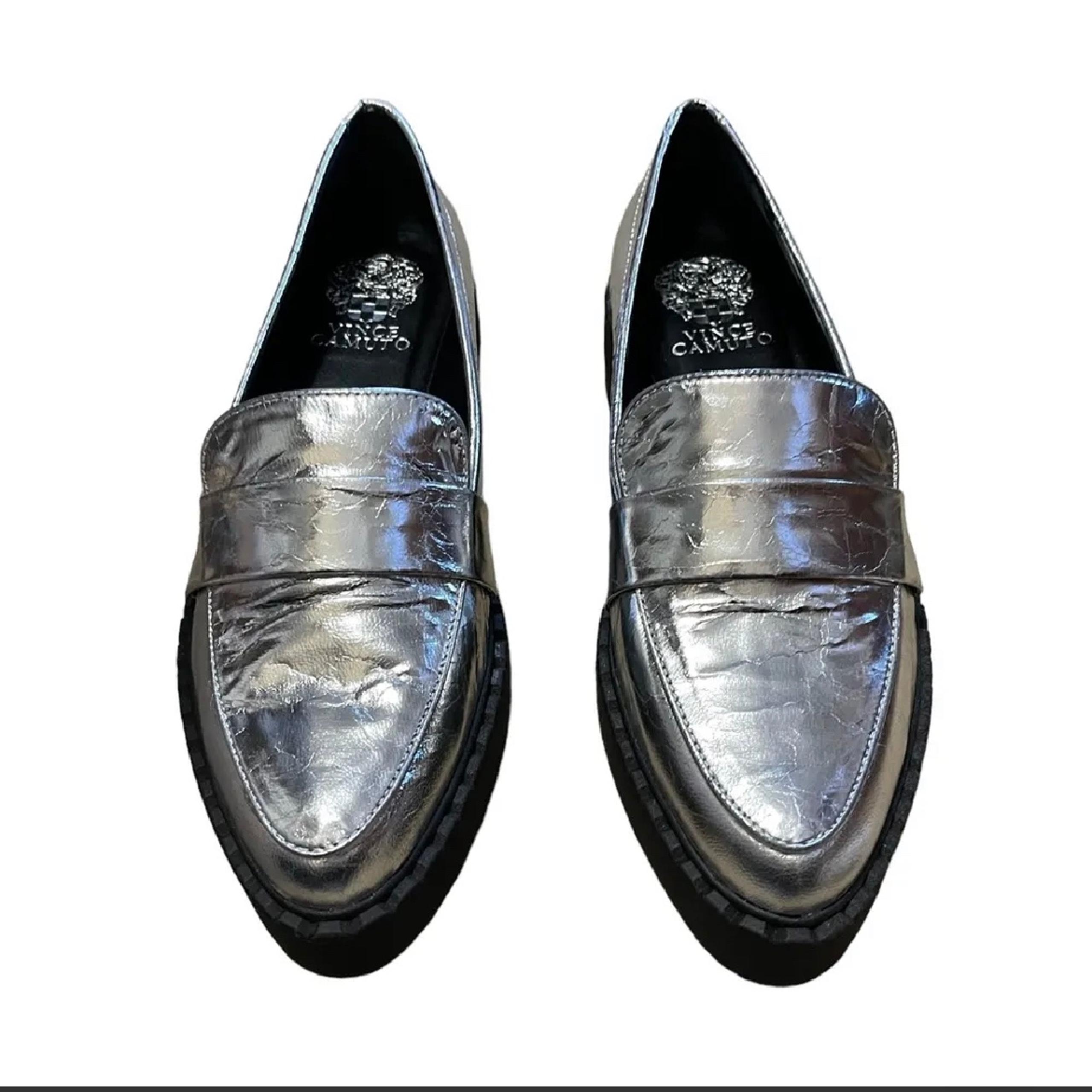 VINCE CAMUTO Women's Echika Loafer 8 M Silver Leather Block Heel