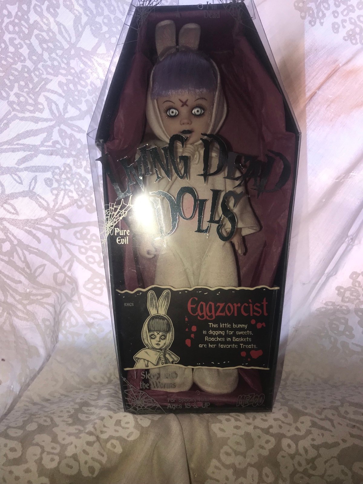 Living Dead Dolls Eggzorcist