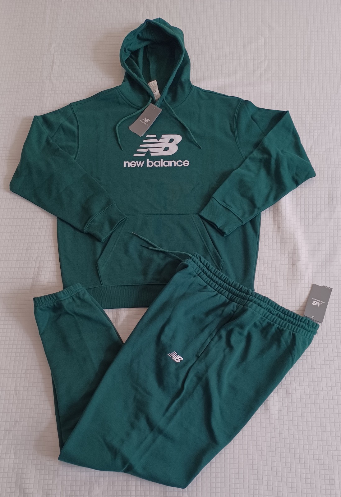 New Men’s New Balance Essential French Terry Fleece Sweatsuit - Size Large