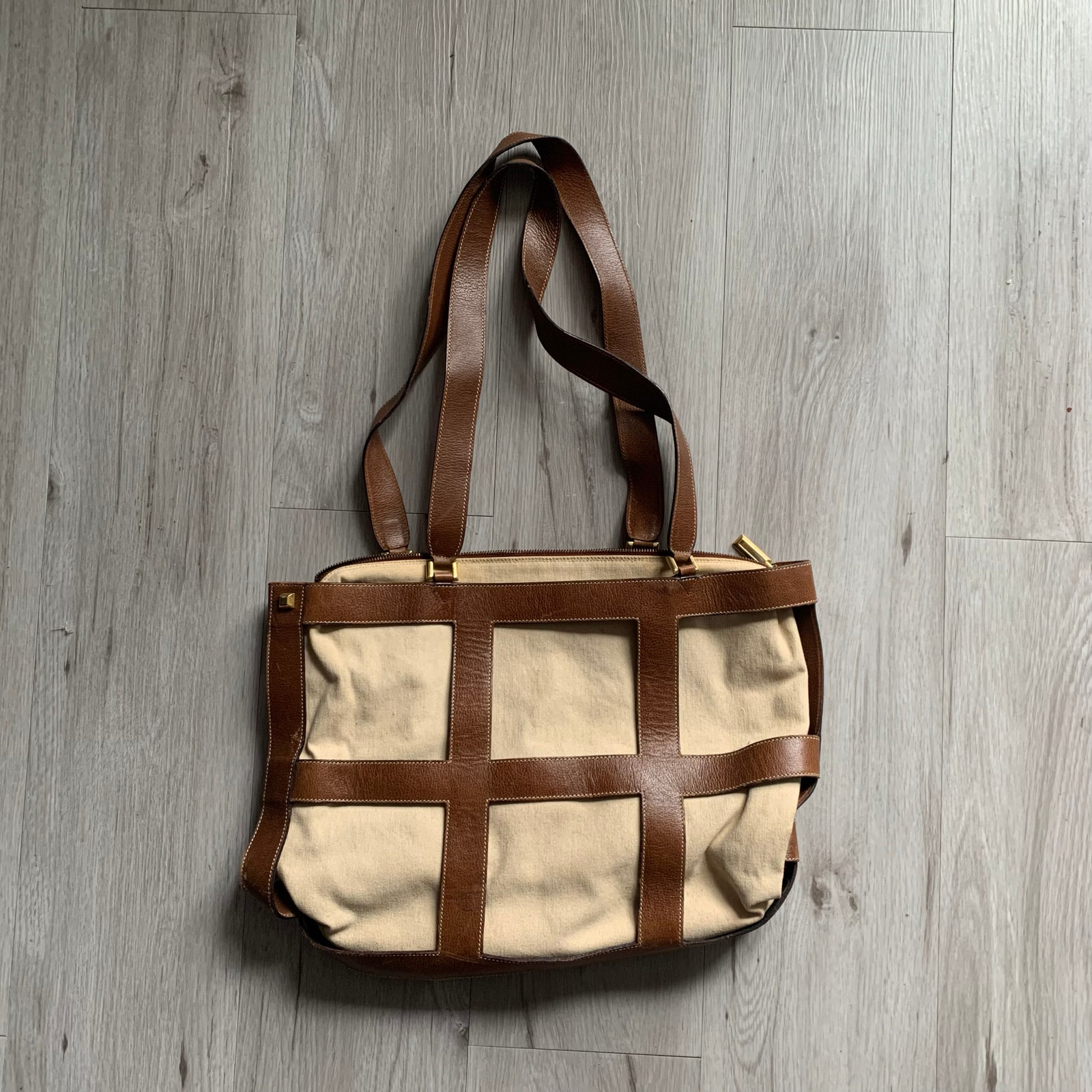 Salvatore Ferragamo Leather Bucket Bag Bag