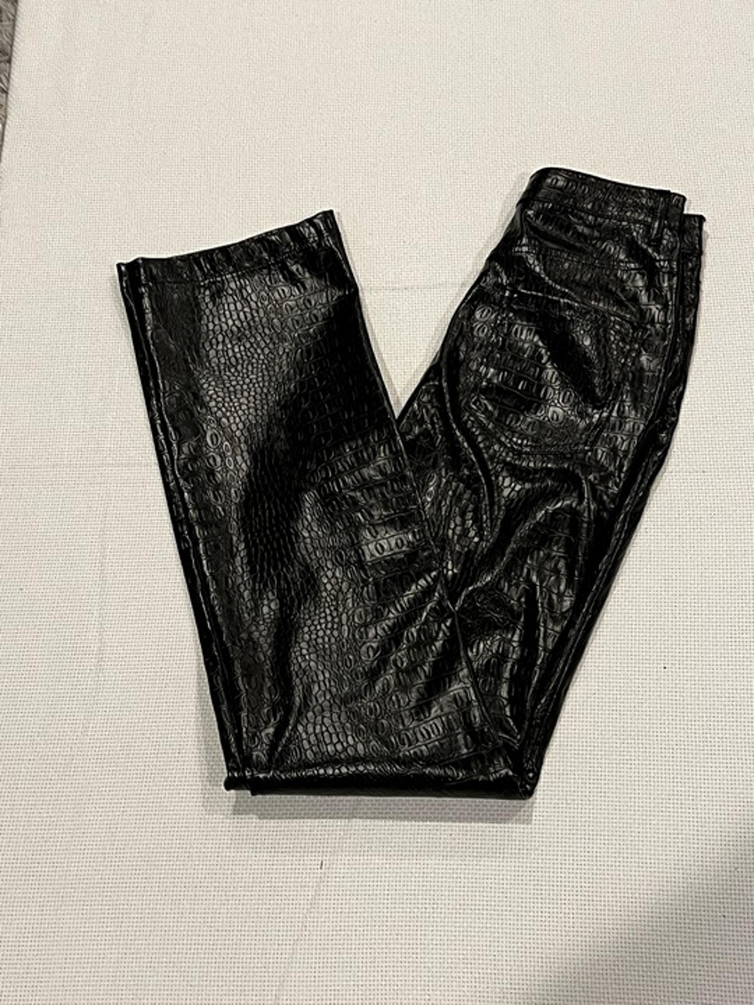 Missguided Black Faux Leather High Rise Straight Leg Pants Mob Wife Women's US 0