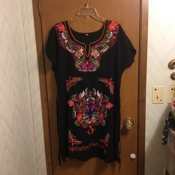 Mexican Embroidered Black Knee Length Kimono Dress M