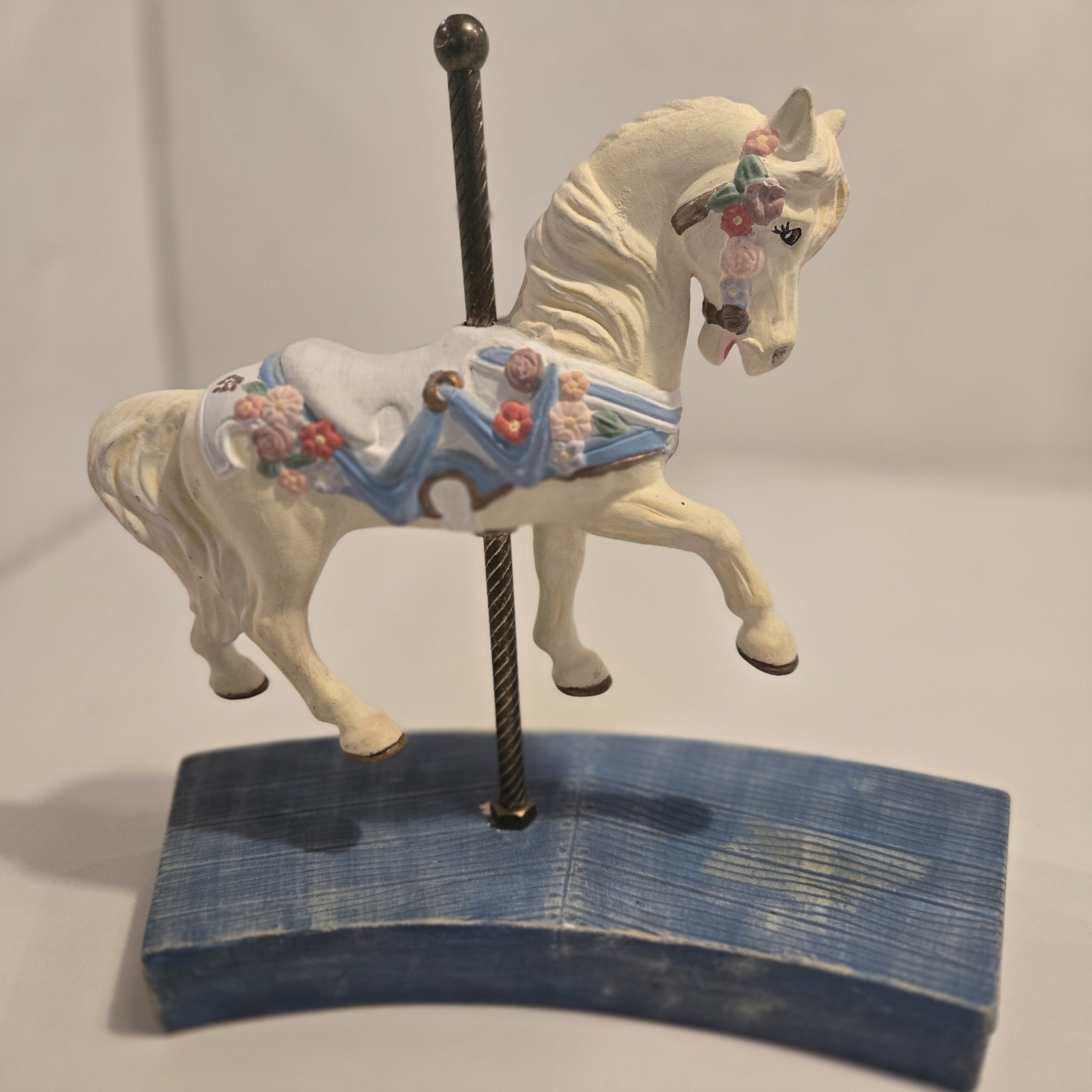 Vintage 1992 ALBERTA'S MOLD Ceramic Carousel Horse Figurine on Base 10 Length