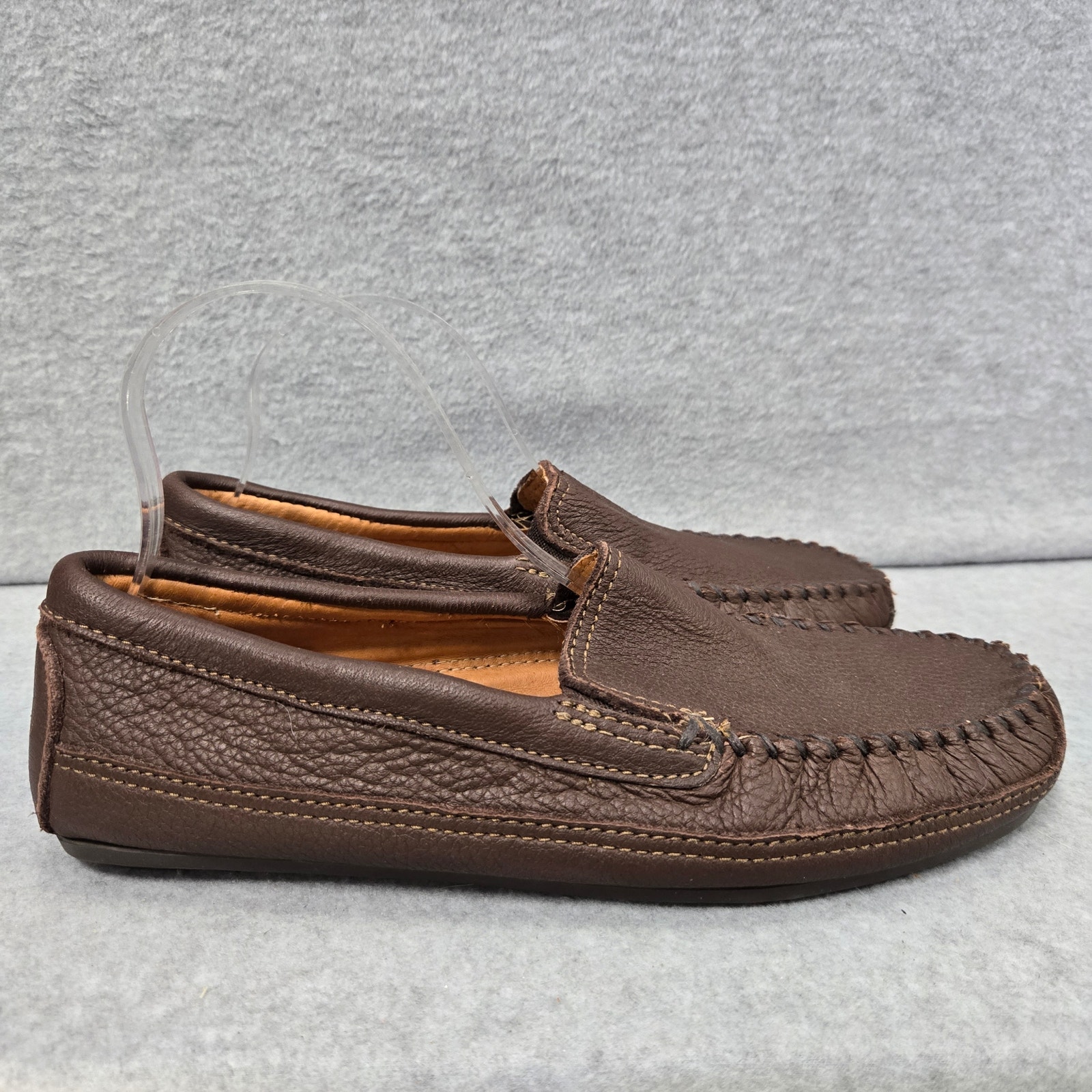 minnetonka men's moosehide classic moccasin