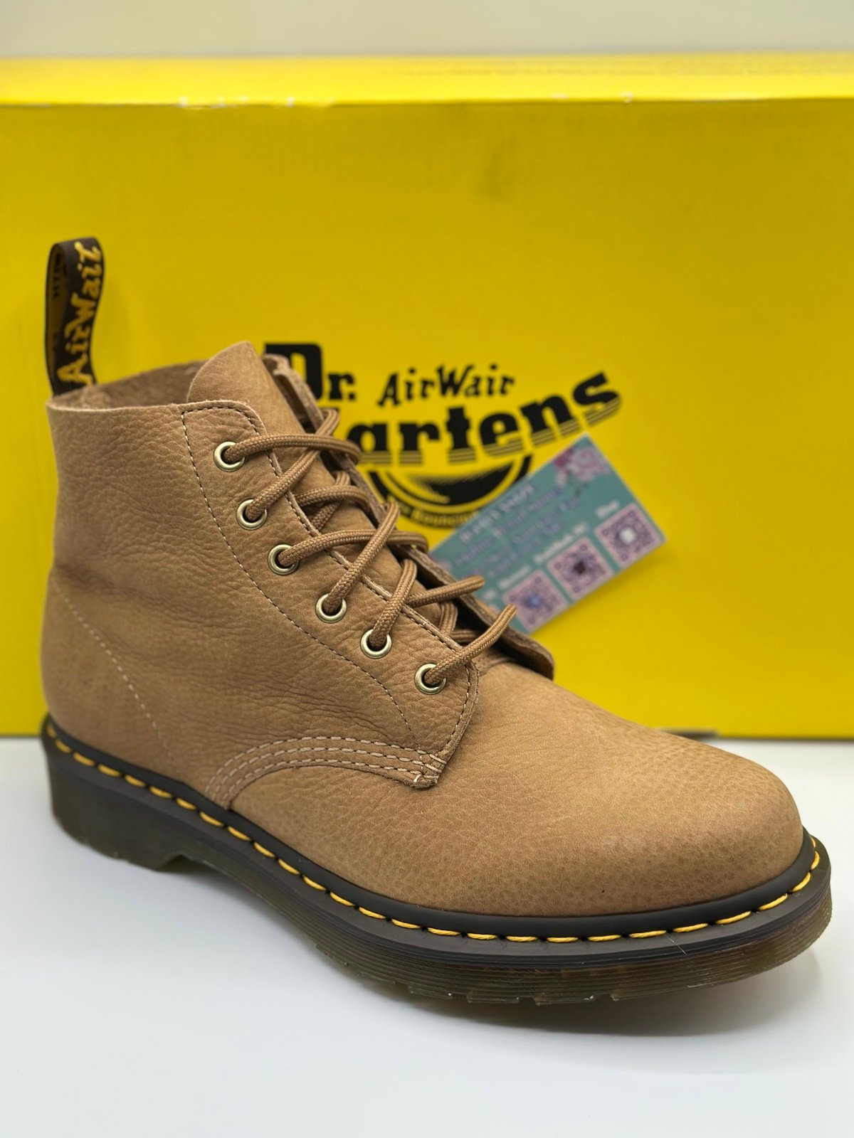 DR MARTENS 101 TUMBLED NUBUCK BOOTS (8M/9L)