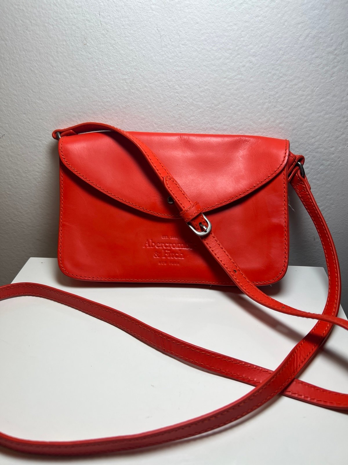 Abercrombie & Fitch Womens Genuine Leather Crossbody Bag Orange Vintage RARE